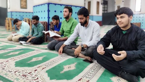 تصاویر/ قرائت دعای توسل طلاب مدرسه علمیه آیت‌الله مدنی کاشانی(ره)