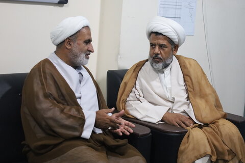 تصاویر/ نشست معاونین مرکز مدیریت استان هرمزگان با مدیر جدید مدرسه علمیه میناب