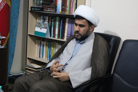 تصاویر/ نشست معاونین مرکز مدیریت استان هرمزگان با مدیر جدید مدرسه علمیه میناب