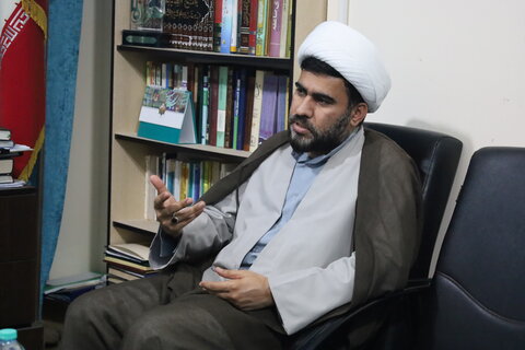 تصاویر/ نشست معاونین مرکز مدیریت استان هرمزگان با مدیر جدید مدرسه علمیه میناب