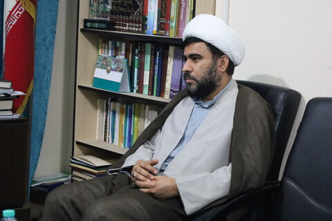 تصاویر/ نشست معاونین مرکز مدیریت استان هرمزگان با مدیر جدید مدرسه علمیه میناب