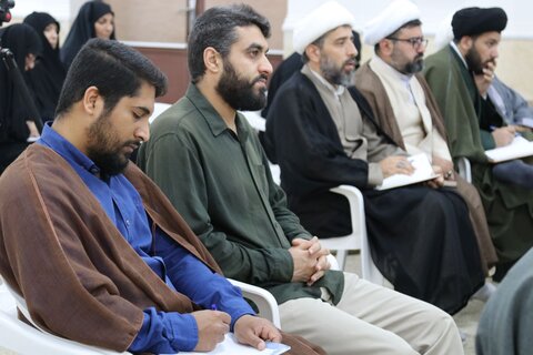 تصاویر/ برگزاری درس خارج در حوزه علمیه خواهران استان بوشهر