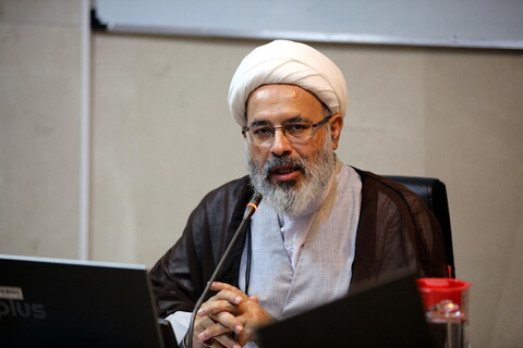 تصاویر/دیدار جمعی از میهمانان خارجی کنگره آیت الله میرزای نائینی با معاونین آموزش و تهزیب