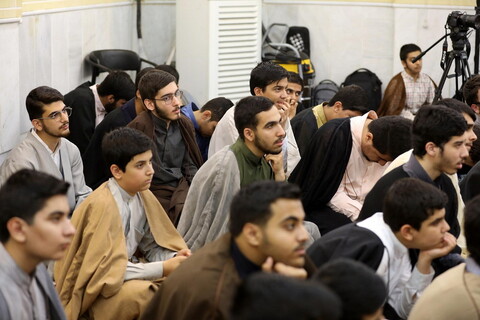 تصاویر حضور آیت الله مروی در مدرسه علمیه جهانگیرخان قم