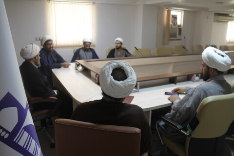 تصاویر/ جلسه معاوان پژوهش مدارس علمیه استان بوشهر