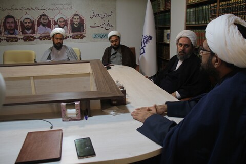 تصاویر/ جلسه معاوان پژوهش مدارس علمیه استان بوشهر