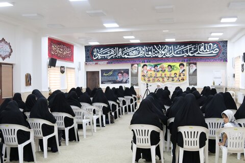 تصاویر/ جلسه درس اخلاق در مدرسه علمیه معصومیه (س) بوشهر