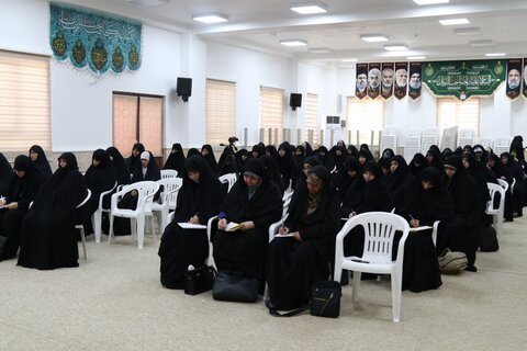 تصاویر/ جلسه درس اخلاق در مدرسه علمیه معصومیه (س) بوشهر