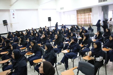 تصاویر/ آیین طرح «قاضی در مدرسه» به‌صورت متمرکز استانی در سمنان