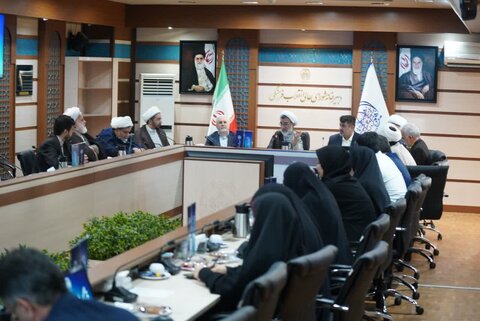 تصاویر/  نشست قرارگاه ملی نوجوان در آستانه هفته نوجوان برگزار شد