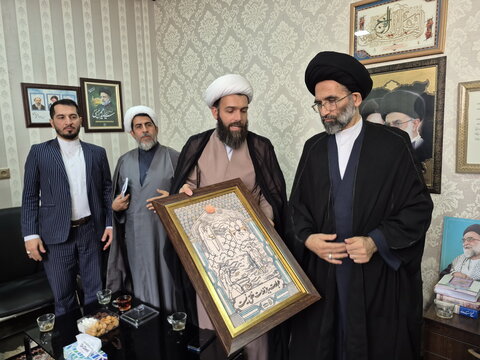 تصاویر/ نشست سرگروه‌های جهادی حوزوی مستقل کاشان با امام جمعه