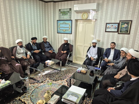 تصاویر/ نشست سرگروه‌های جهادی حوزوی مستقل کاشان با امام جمعه