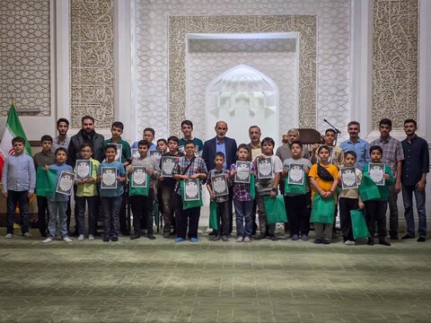 تصاویر/ مراسم اختتامیه دوره قرآنی «شهید حاجی حسن کارگر» در مسجد الزهرا(س)