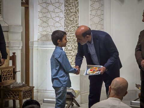 تصاویر/ مراسم اختتامیه دوره قرآنی «شهید حاجی حسن کارگر» در مسجد الزهرا(س)