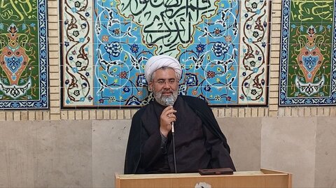 تصاویر/ نشست روحانیون و ائمه جماعات ماهان در مدرسه علمیه ابوالفضل(ع) قناتغستان