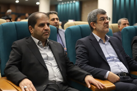 تصاویر/ برگزاری سومین رویداد جایزه جوانی جمعیت در یزد