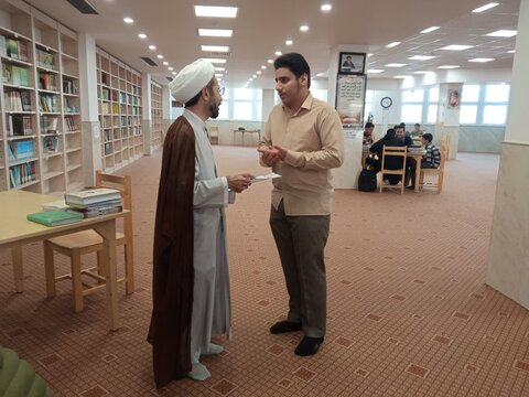 تصاویر/ گروه‌های مباحثه طلاب مدرسه مدینة‌العلم کاظمیه