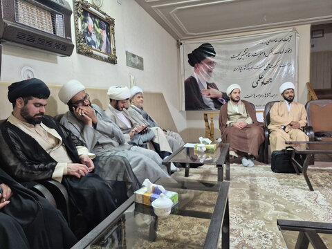 تصاویر/ نشست سرگروه‌های جهادی مدارس علمیه کاشان با مدیر گروه‌‌های جهادی حوزه علمیه کشور