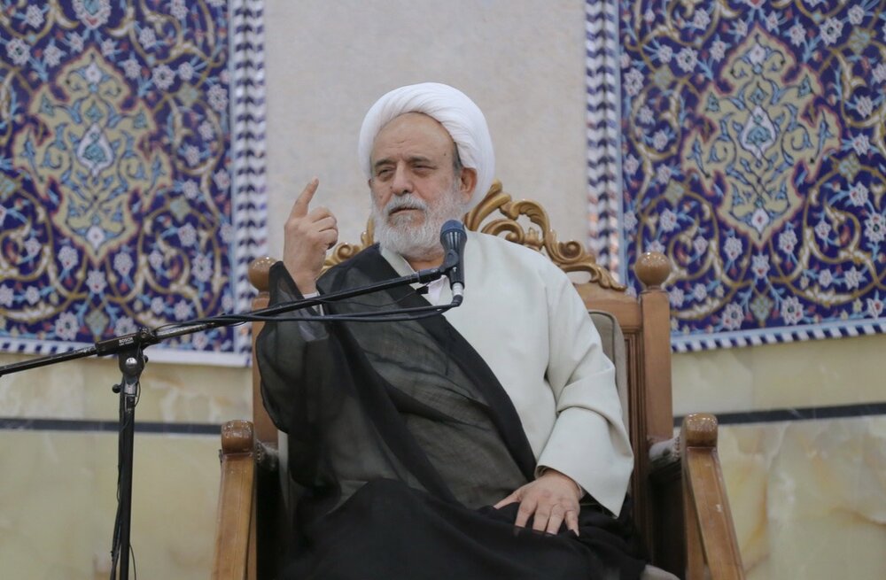 حضرت زهرا(س) تجسم عینی قرآن و الگوی مبارزه با ظلم بود