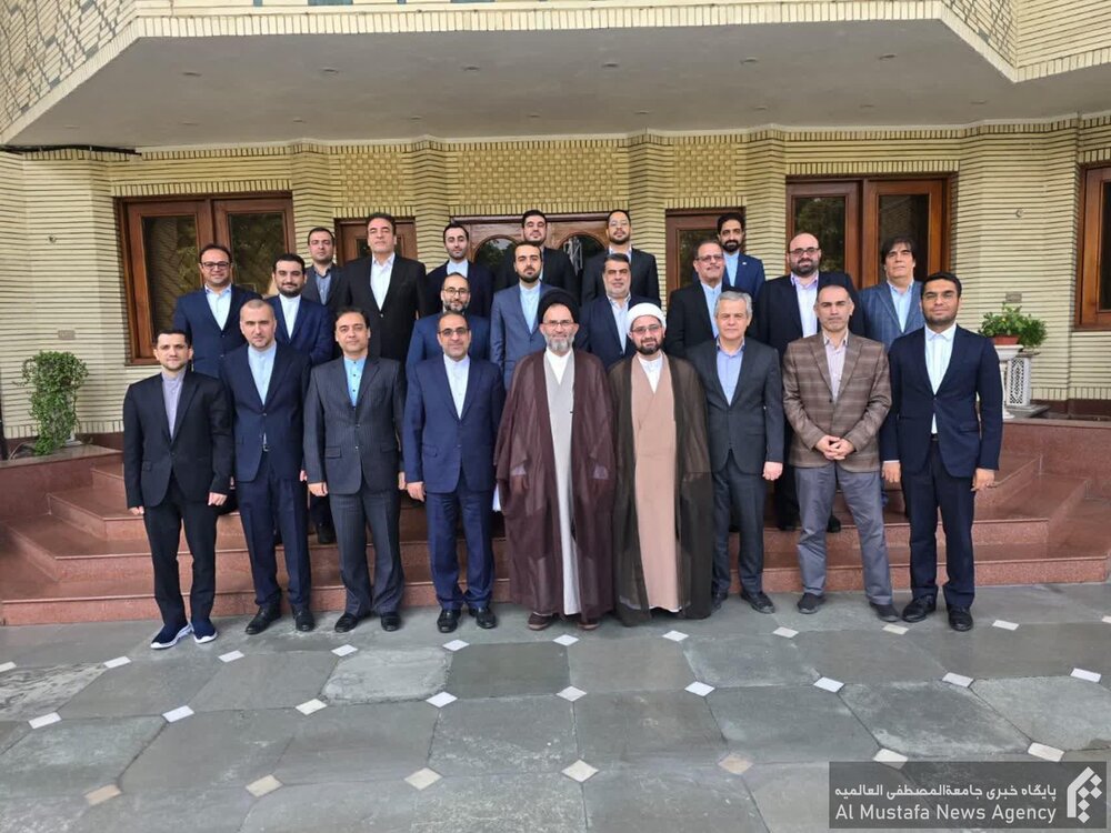 حضور رئیس نمایندگی المصطفی العالمیه در مراسم تودیع سفیر جمهوری اسلامی در هندوستان