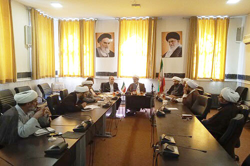 جلسه کمیته همکاری‌های آموزش و پرورش و حوزه علمیه کرمانشاه برگزار شد