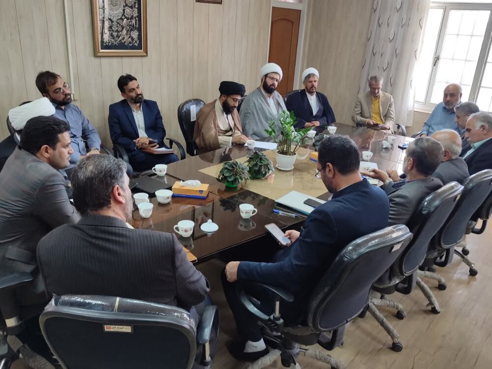 نخستین نشست هم‌اندیشی اجلاسیه نماز در جامعه کار و تولید کاشان برگزار شد