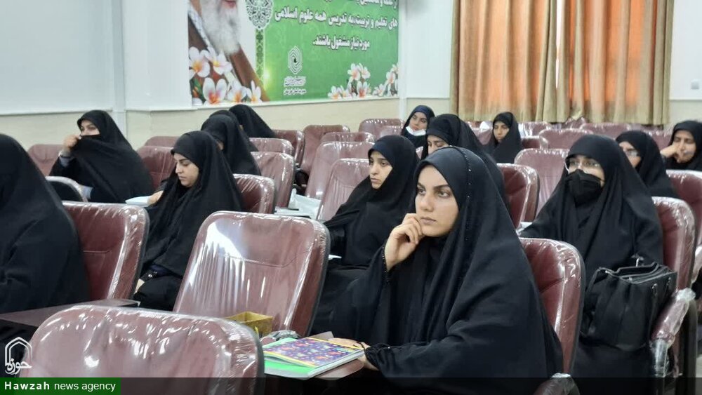 برگزاری دوره آموزشی تخصصی ویژه معاونین مالی و حسابداران مدارس علمیه خواهران خوزستان
