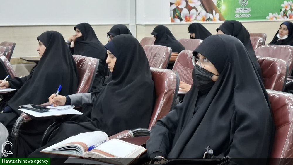 برگزاری دوره آموزشی تخصصی ویژه معاونین مالی و حسابداران مدارس علمیه خواهران خوزستان