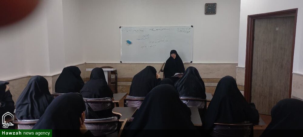 برگزاری کارگاه آموزشی «مهارت‌های قبل و بعد از ازدواج» در مدرسه علمیه فاطمه معصومه(س) اهواز