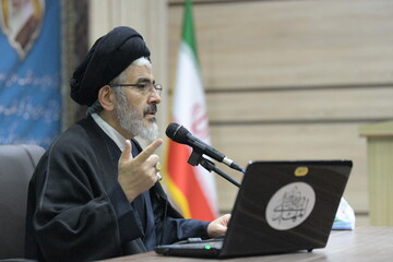 تصاویر/  سلسله نشست های شرح و تفسیر نهج البلاغه در ارومیه