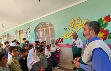 ترویج فرهنگ رضوی باید از مدرسه و کودکی آغاز شود