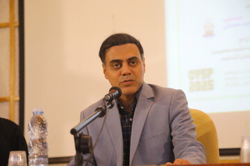 همایش سایبرنتیک زمینه‌ساز تحقق وحدت حوزه و دانشگاه است