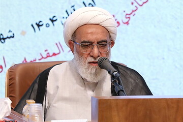 خشیت الهی، رمز فهم عمیق دین در سیره علمی و عملی مرحوم میرزای نائینی بود