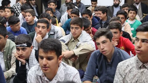 تصاویر/ مراسم هیئت هفتگی جوانان و نوجوانان انصارالمهدی شاهین دژ