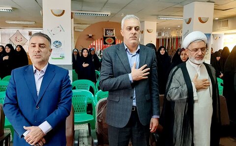 تصاویر/ نشست هم اندیشی طلاب خواهر شهرستان شاهین دژ با نماینده مردم این شهرستان در مجلس