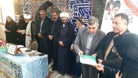 تصاویر/ نشست هم اندیشی طلاب خواهر شهرستان شاهین دژ با نماینده مردم این شهرستان در مجلس