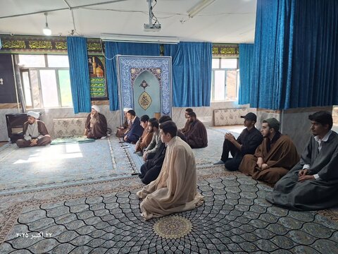 تصاویر/ درس اخلاق طلاب مدرسه علمیه امام خمینی (ره) ماکو