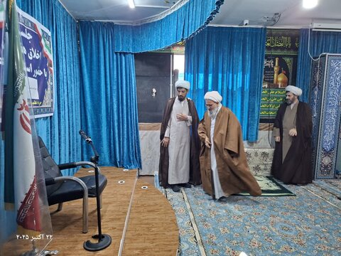 تصاویر/ درس اخلاق طلاب مدرسه علمیه امام خمینی (ره) ماکو