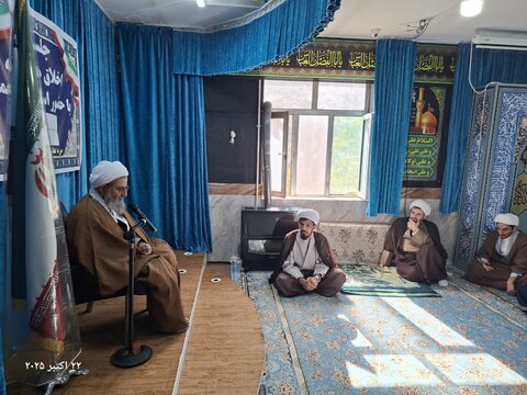 تصاویر/ درس اخلاق طلاب مدرسه علمیه امام خمینی (ره) ماکو