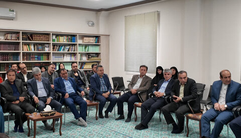 تصاویر/ دیدار دبیر شورای مشاوران وزیران در امور ایثارگری با امام جمعه ارومیه