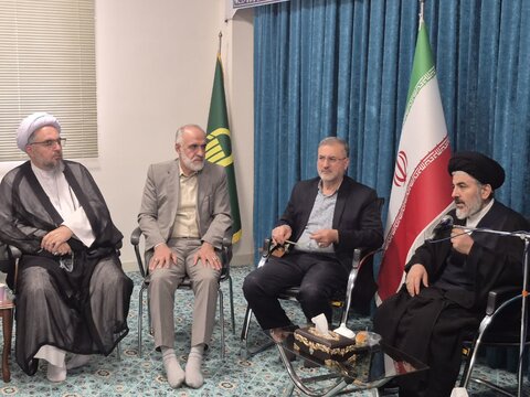 تصاویر/ دیدار دبیر شورای مشاوران وزیران در امور ایثارگری با امام جمعه ارومیه