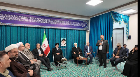 تصاویر/ دیدار دبیر شورای مشاوران وزیران در امور ایثارگری با امام جمعه ارومیه