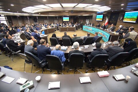 تصاویر/ نشست رئیس جمهور با فرهیختگان و فعالان اجتماعی و فرهنگی آذربایجان غربی