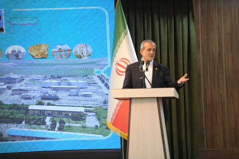 تصاویر/ نشست رئیس جمهور با فعالین اقتصادی آذربایجان غربی