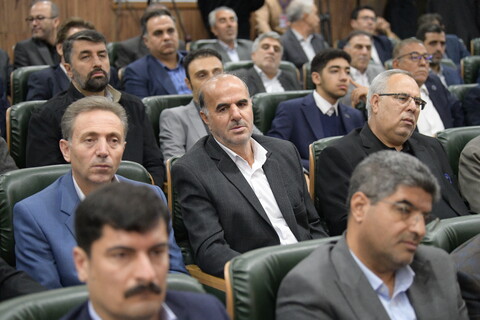 تصاویر/ نشست رئیس جمهور با فعالین اقتصادی آذربایجان غربی