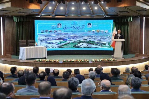 تصاویر/ نشست رئیس جمهور با فعالین اقتصادی آذربایجان غربی