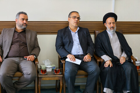 تصاویر  | دیدار حجت الاسلام والمسلمین حسینی مازندرانی با نماینده ولی فقیه در آذربایجان شرقی
