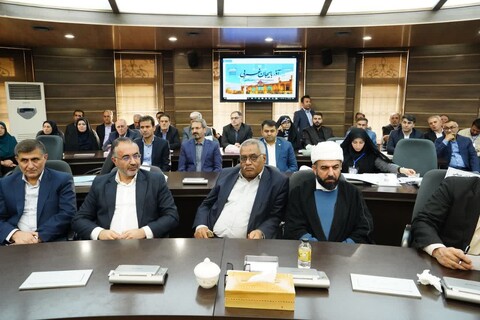 تصاویر/ نشست رئیس‌جمهور با فعالان سیاسی آذربایجان‌غربی