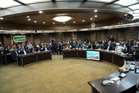 تصاویر/ نشست رئیس‌جمهور با فعالان سیاسی آذربایجان‌غربی