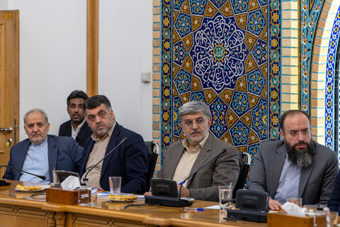 تصاویر/ نشست کارگروه امام رضا علیه‌السلام وزارت امور خارجه در حرم مطهر رضوی